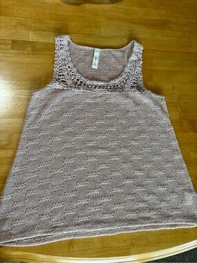 Robin K Crochet Yoke Knit Tank Top - Light Mauve